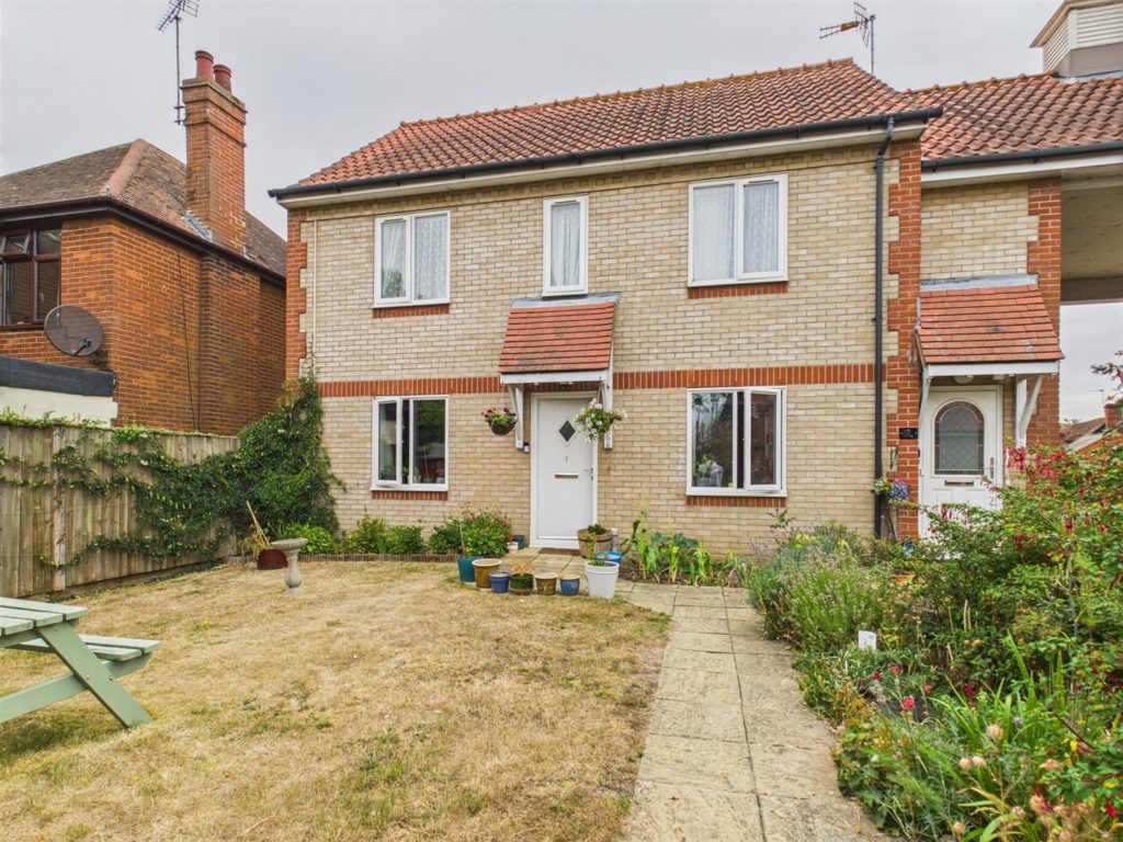 Ash Way, Colchester